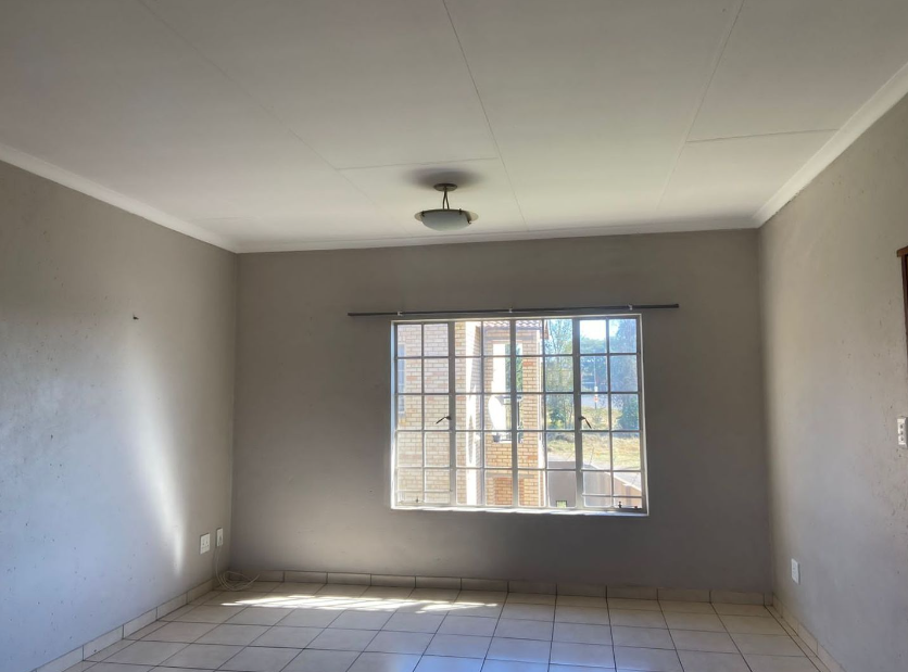 2 Bedroom Property for Sale in Waterval East North West